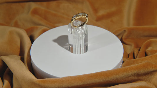 Baguette & Round Diamond Ring